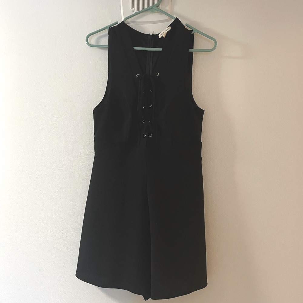 Silence & noise black romper size 6 from urban